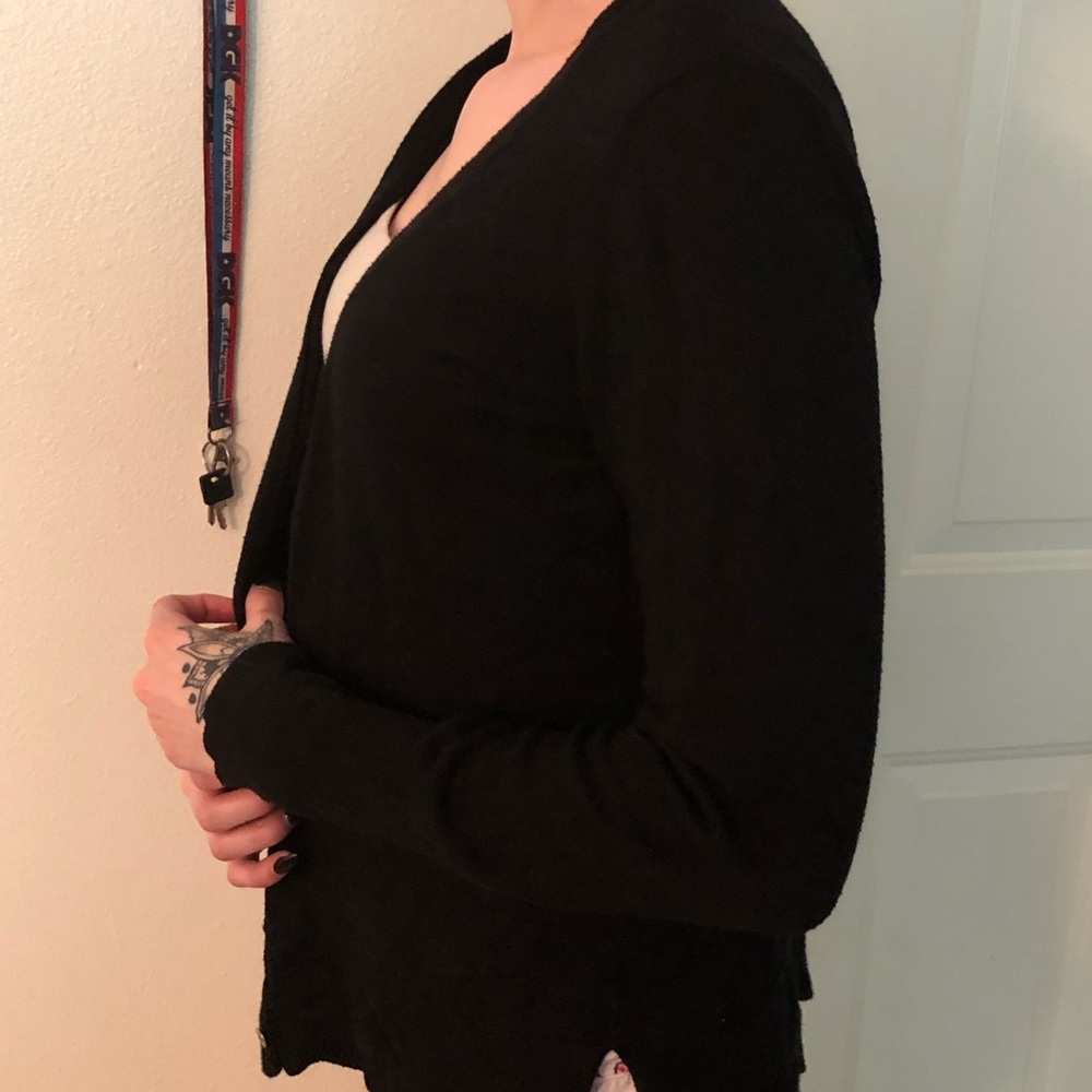 Cardigans - Picture 2 of 4